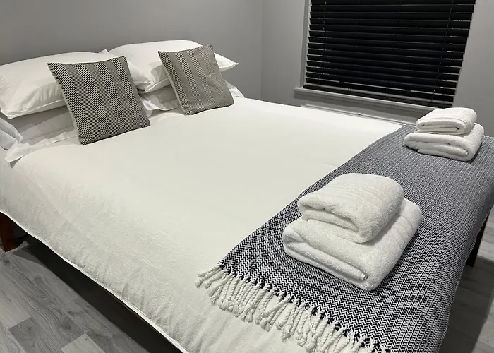 Homes With Lto 2 Bed Apartment